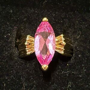 Elegant 🩷 Pink and Gold 925 Stamped Sterling Silver Women's Ring - Sz. 5
